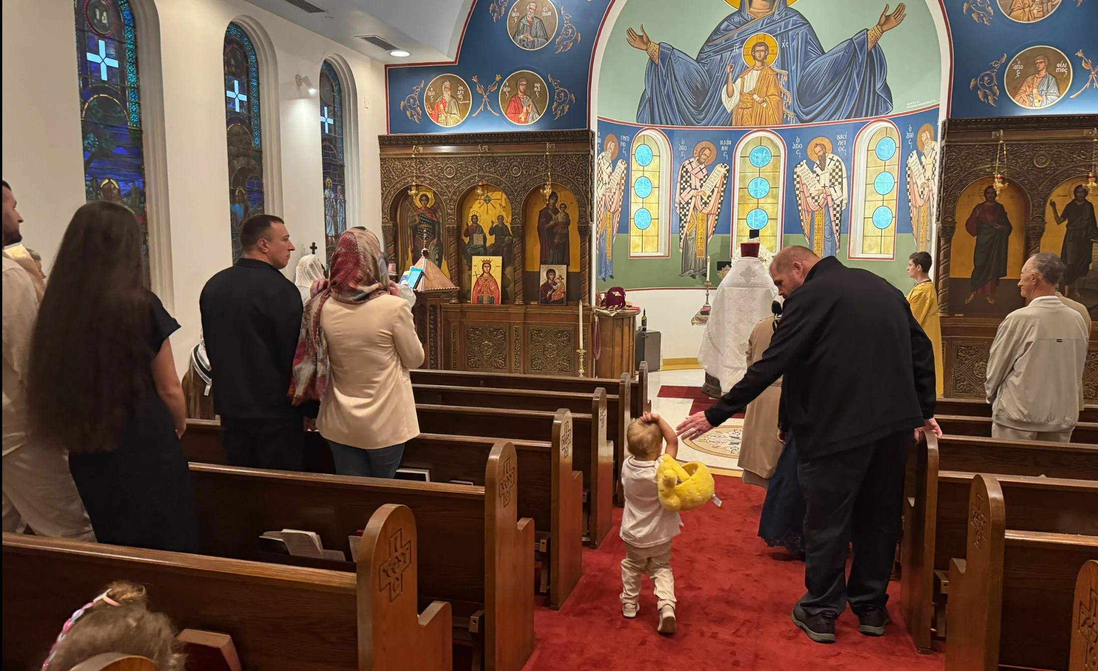 The Radiant Feast of the Resurrection of Christ — Holy Pascha 2025, featuring clergy and parishioners of Most Holy Theotokos Church in Dallas, Texas — photo 6